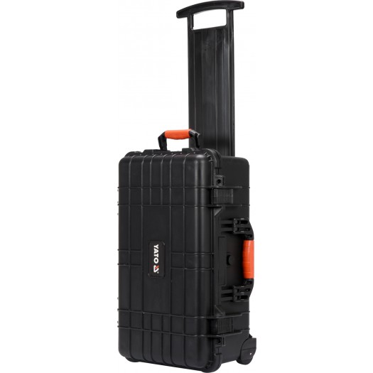 Caja hermética con rodos 
